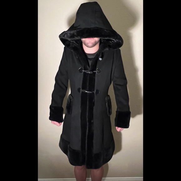 Oversized Hooded, Fur Trimmed, ¾ length Gothic Lolita Corset Coat - Picture 1 of 7